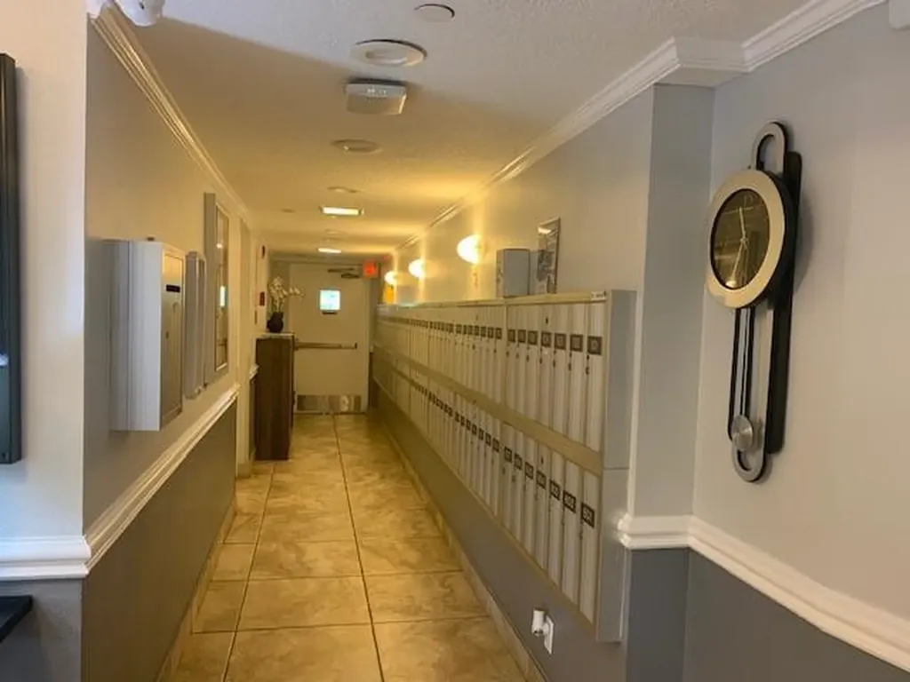 3499 Oaks Way Pompano Beach FL 33069