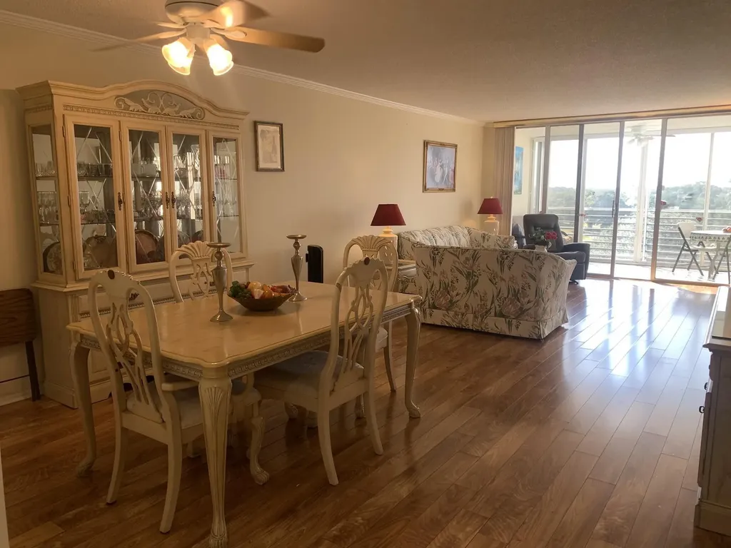 3499 Oaks Way Pompano Beach FL 33069