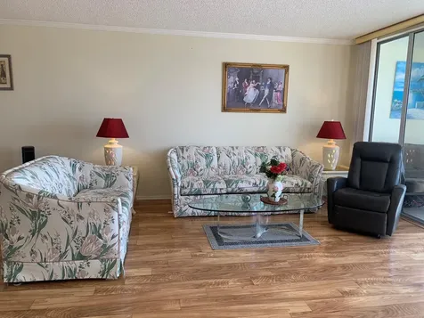 3499 Oaks Way Pompano Beach FL 33069