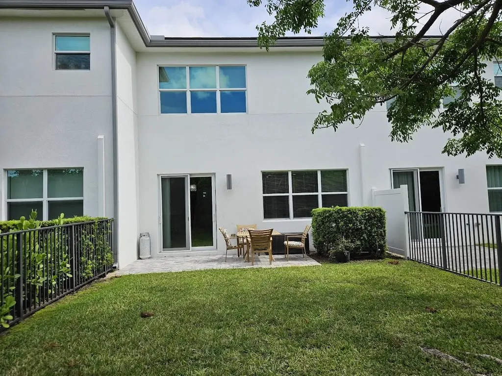 9108 Kingsmoor Way Lake Worth FL 33467