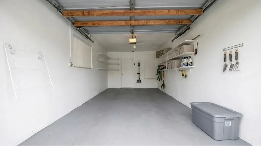 4400 NW 44th Terrace Tamarac FL 33319