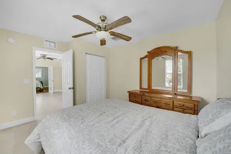 4400 NW 44th Terrace Tamarac FL 33319