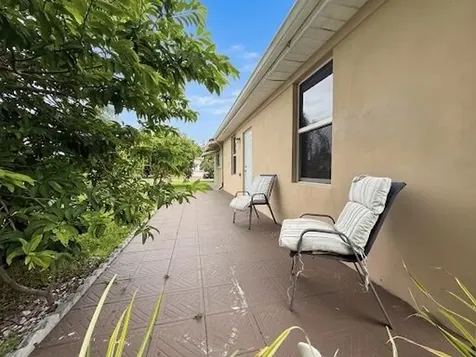 4400 NW 44th Terrace Tamarac FL 33319