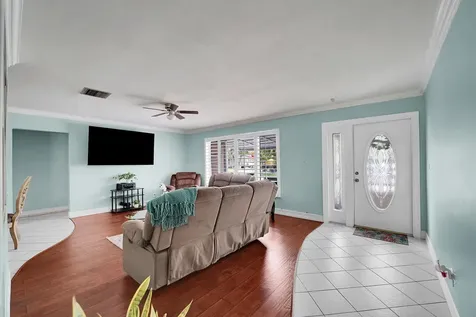 4400 NW 44th Terrace Tamarac FL 33319