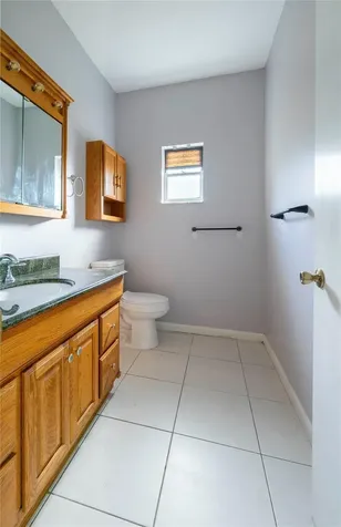 121 NW 36th Street Oakland Park FL 33309