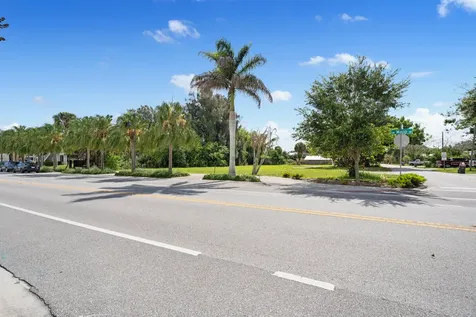 1183 SW 31st Street Palm City FL 34990