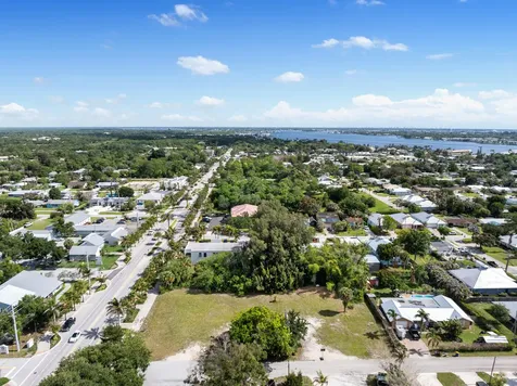 1183 SW 31st Street Palm City FL 34990