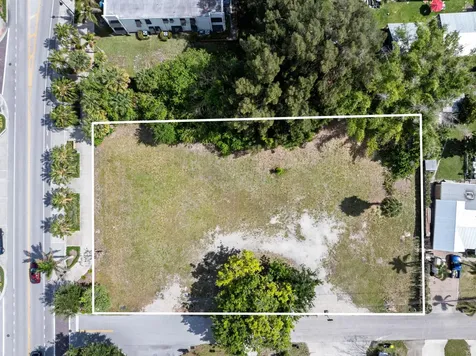 1183 SW 31st Street Palm City FL 34990