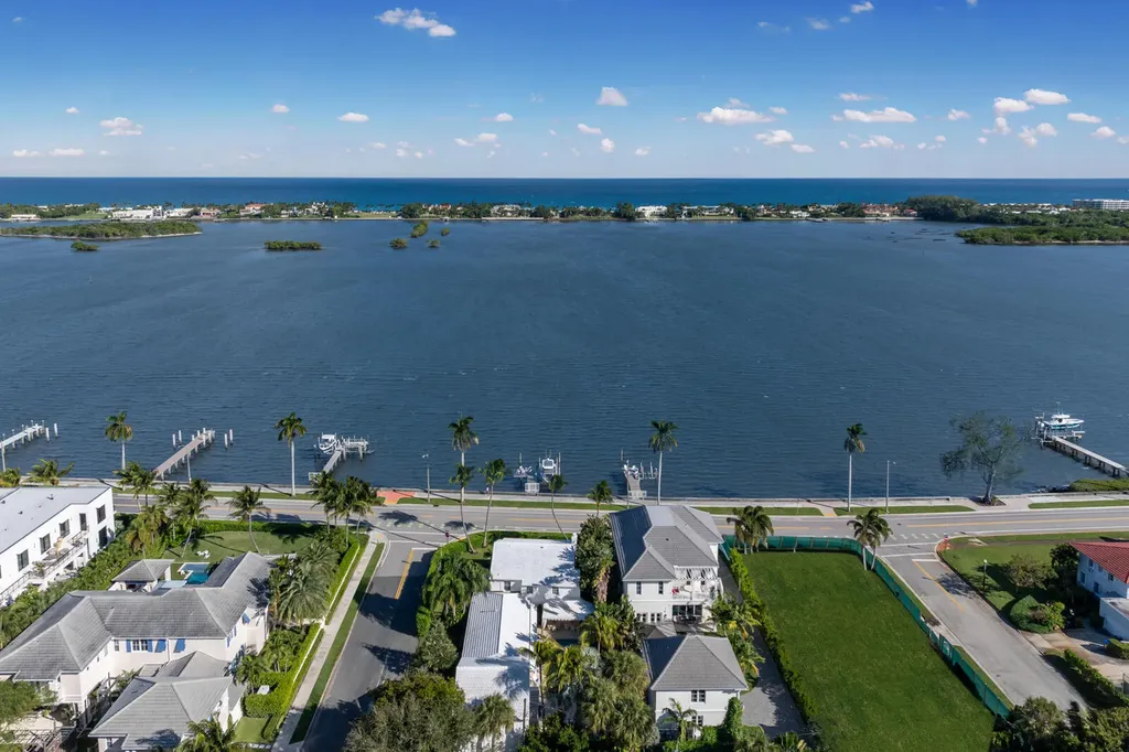 7103 S Flagler Drive West Palm Beach FL 33405