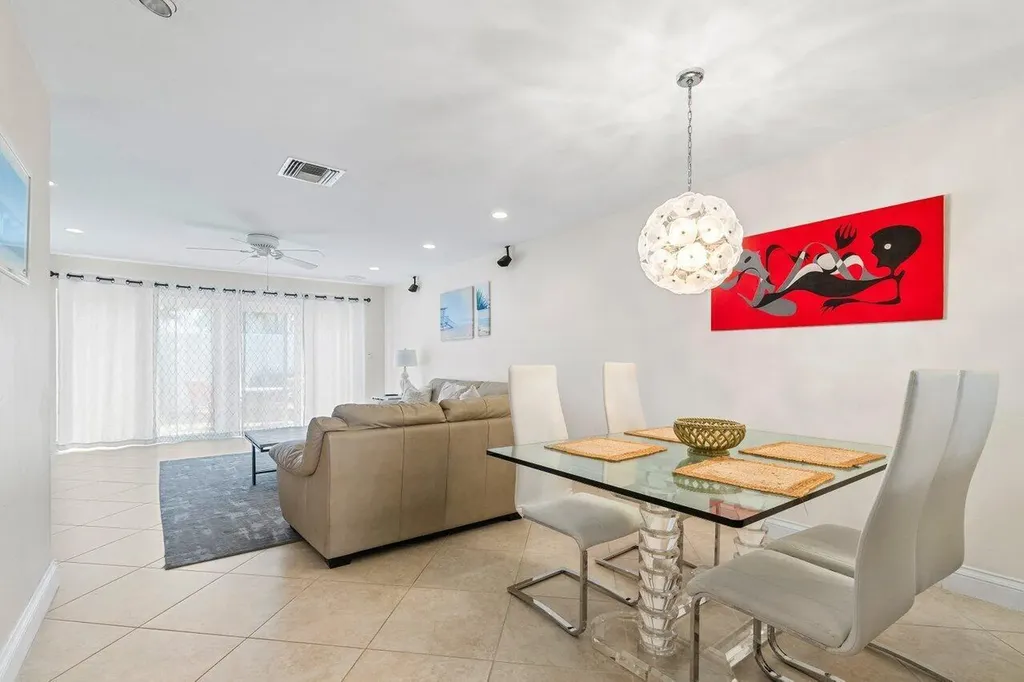 842 SE 19th Avenue Deerfield Beach FL 33441