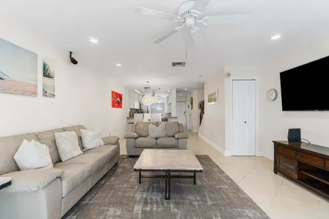 842 SE 19th Avenue Deerfield Beach FL 33441