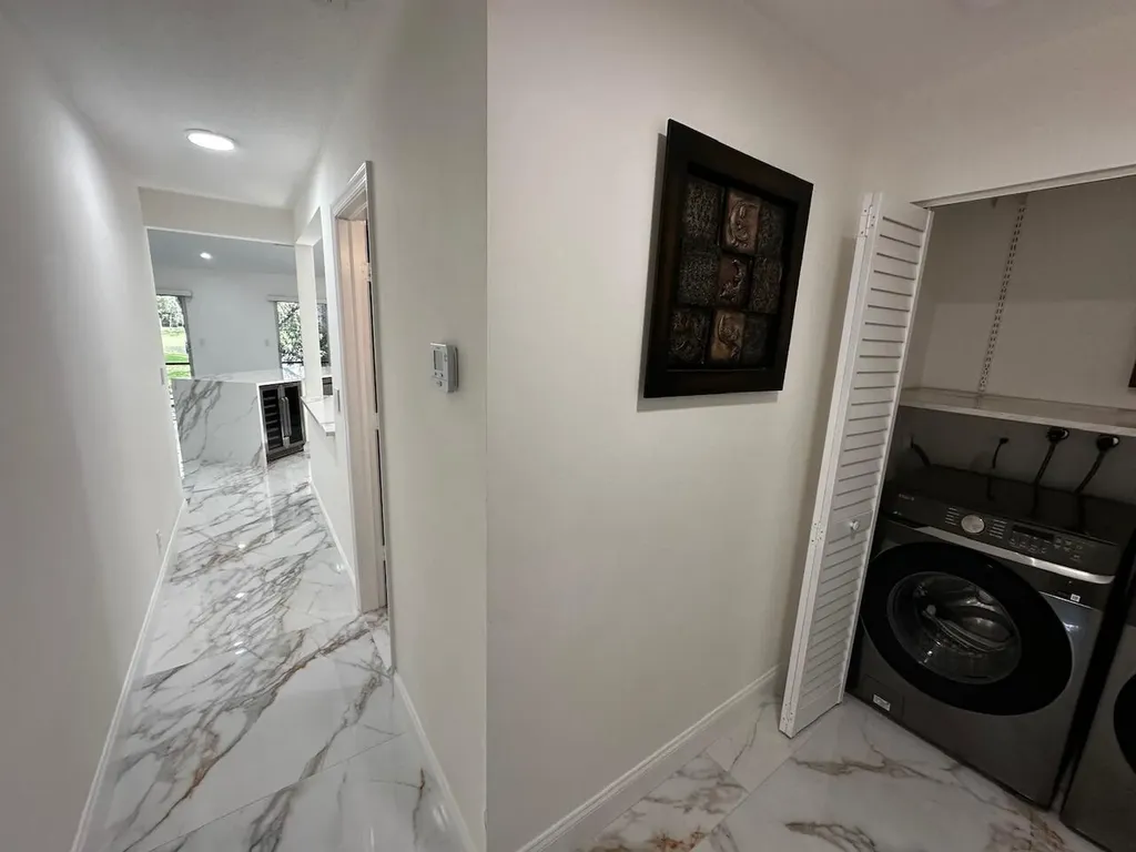 2173 Discovery Circle W Deerfield Beach FL 33442