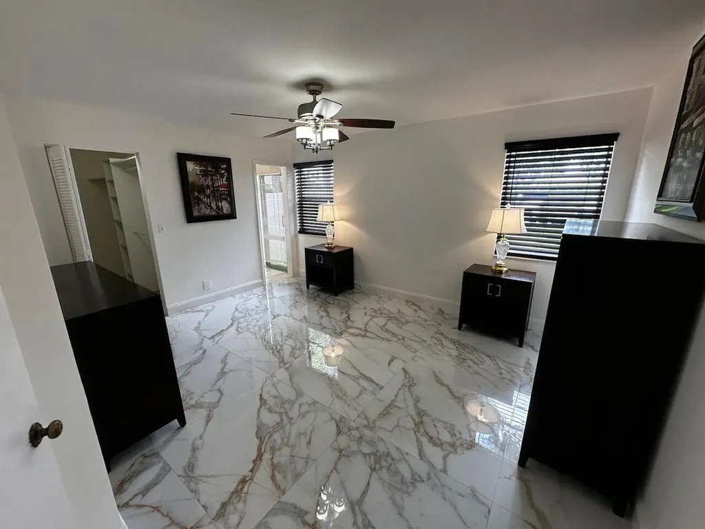 2173 Discovery Circle W Deerfield Beach FL 33442