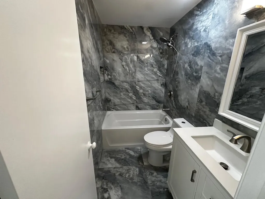 2173 Discovery Circle W Deerfield Beach FL 33442