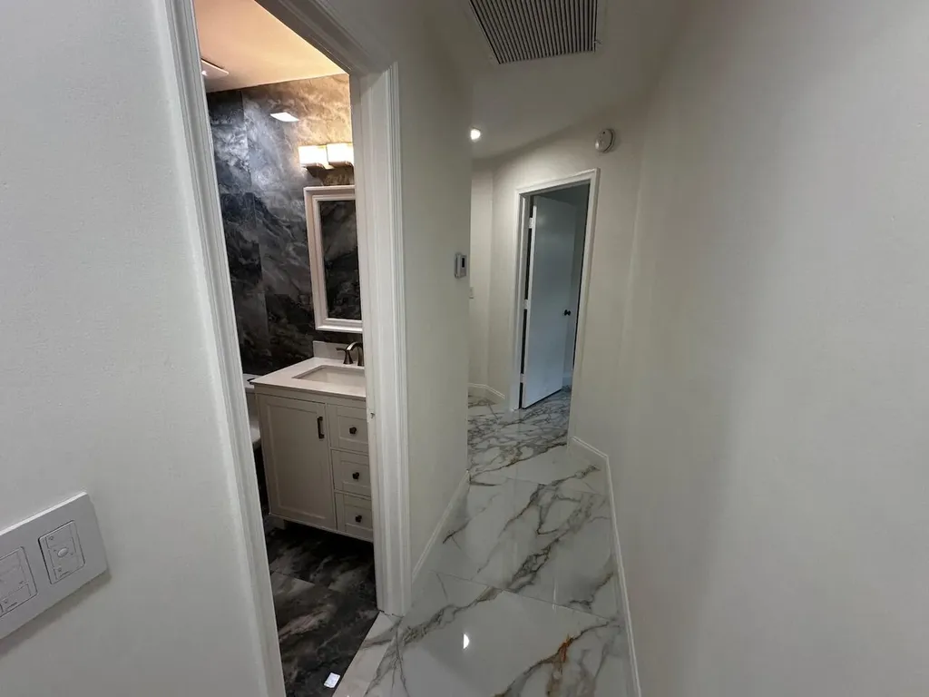 2173 Discovery Circle W Deerfield Beach FL 33442