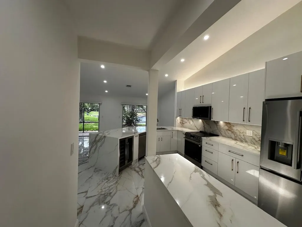 2173 Discovery Circle W Deerfield Beach FL 33442