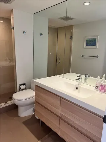 4900 N Ocean Boulevard Lauderdale By The Sea FL 33308