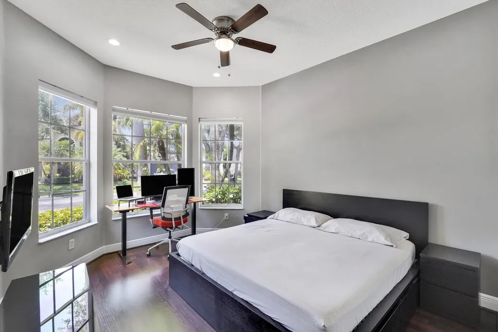 19084 Skyridge Circle Boca Raton FL 33498