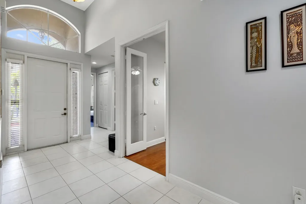 19084 Skyridge Circle Boca Raton FL 33498