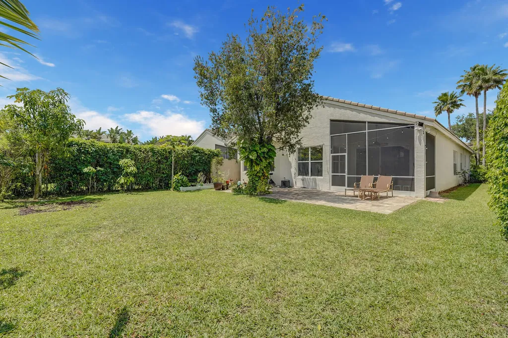 19084 Skyridge Circle Boca Raton FL 33498
