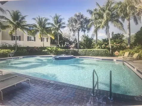 552 NW 39th Circle N Boca Raton FL 33431