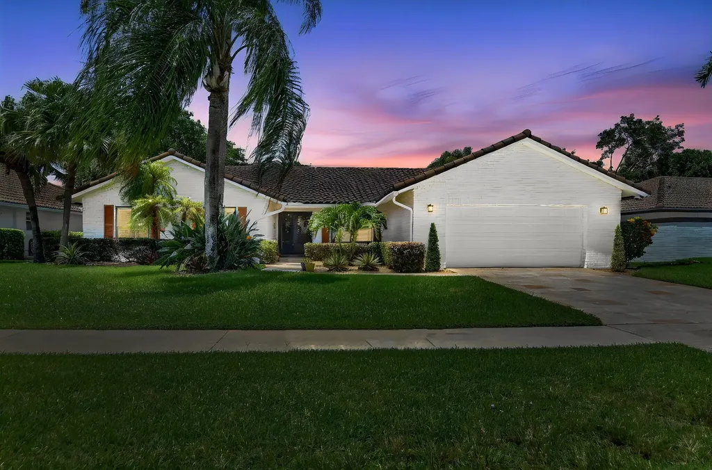 10221 Harbourtown Court Boca Raton FL 33498