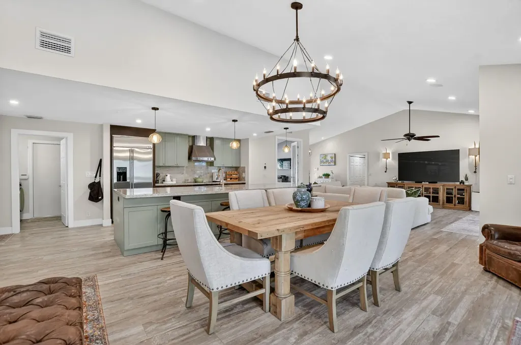 10221 Harbourtown Court Boca Raton FL 33498
