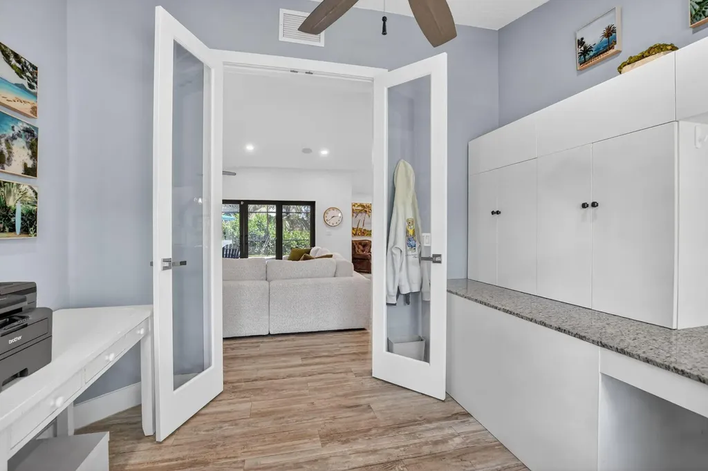 10221 Harbourtown Court Boca Raton FL 33498