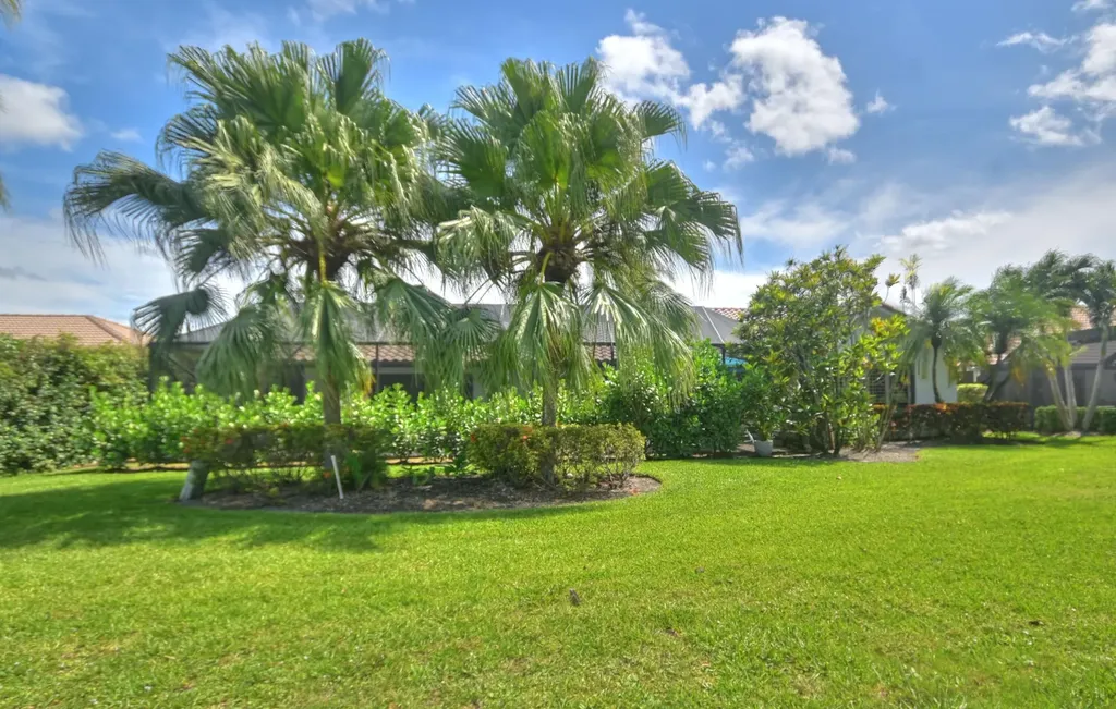 10221 Harbourtown Court Boca Raton FL 33498
