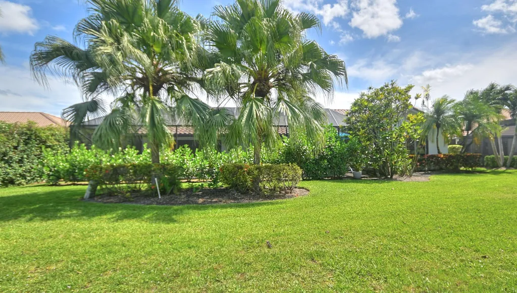 10221 Harbourtown Court Boca Raton FL 33498