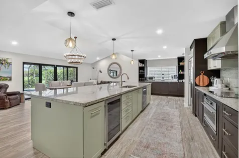 10221 Harbourtown Court Boca Raton FL 33498