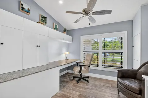 10221 Harbourtown Court Boca Raton FL 33498