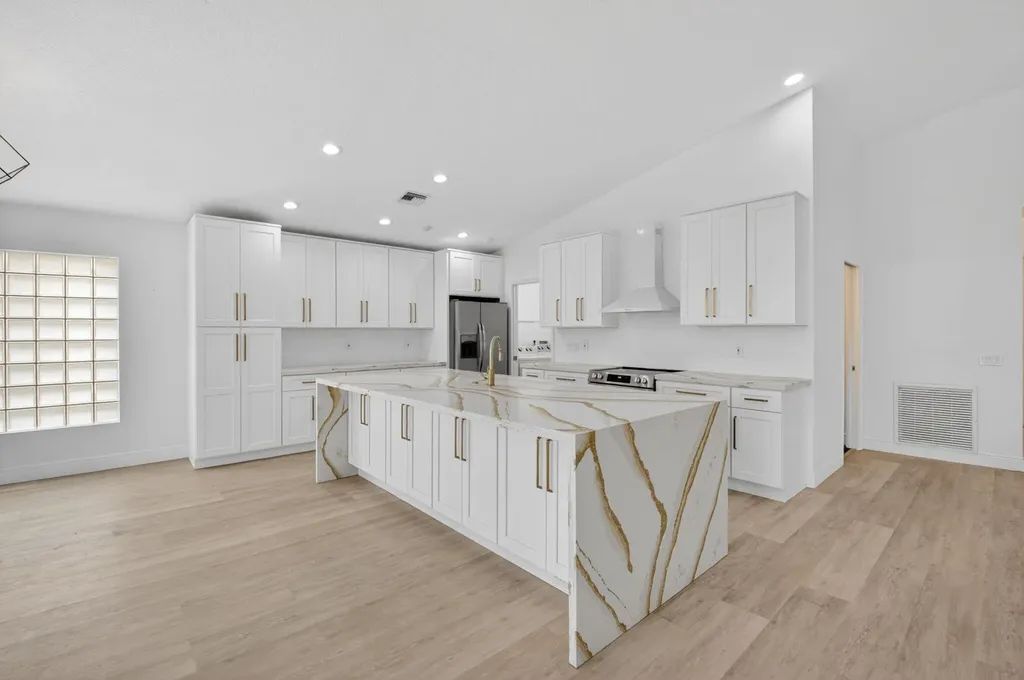 11728 Dove Hollow Avenue Boynton Beach FL 33437