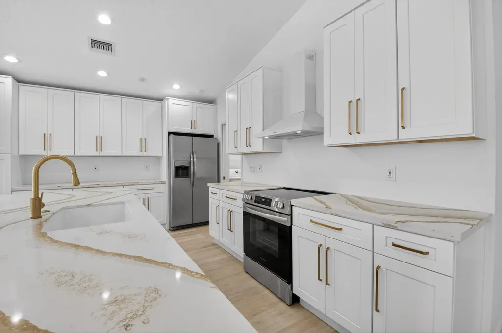11728 Dove Hollow Avenue Boynton Beach FL 33437