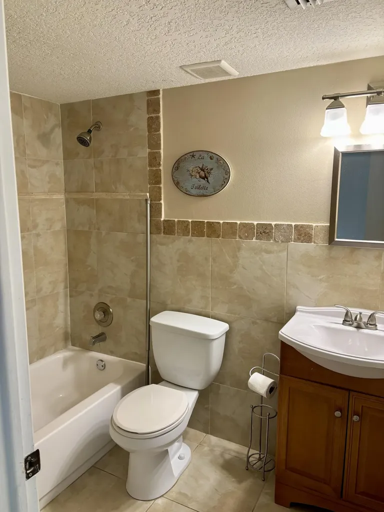 4040 Crystal Lake Drive Pompano Beach FL 33064