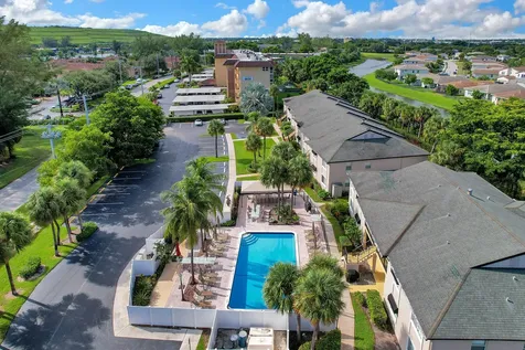4040 Crystal Lake Drive Pompano Beach FL 33064