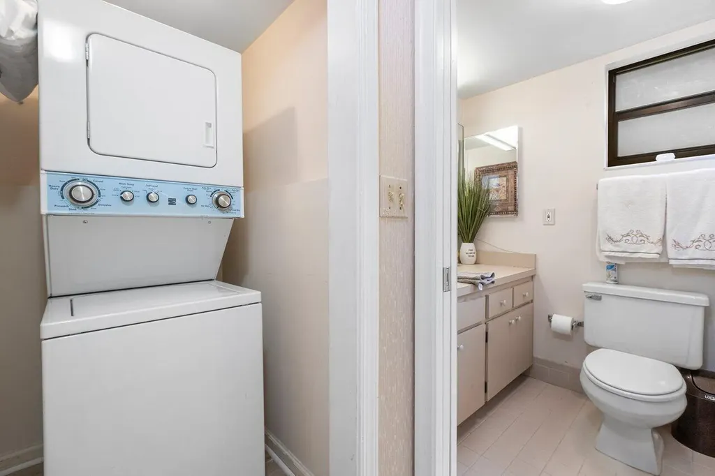 11863 Wimbledon Circle Wellington FL 33414