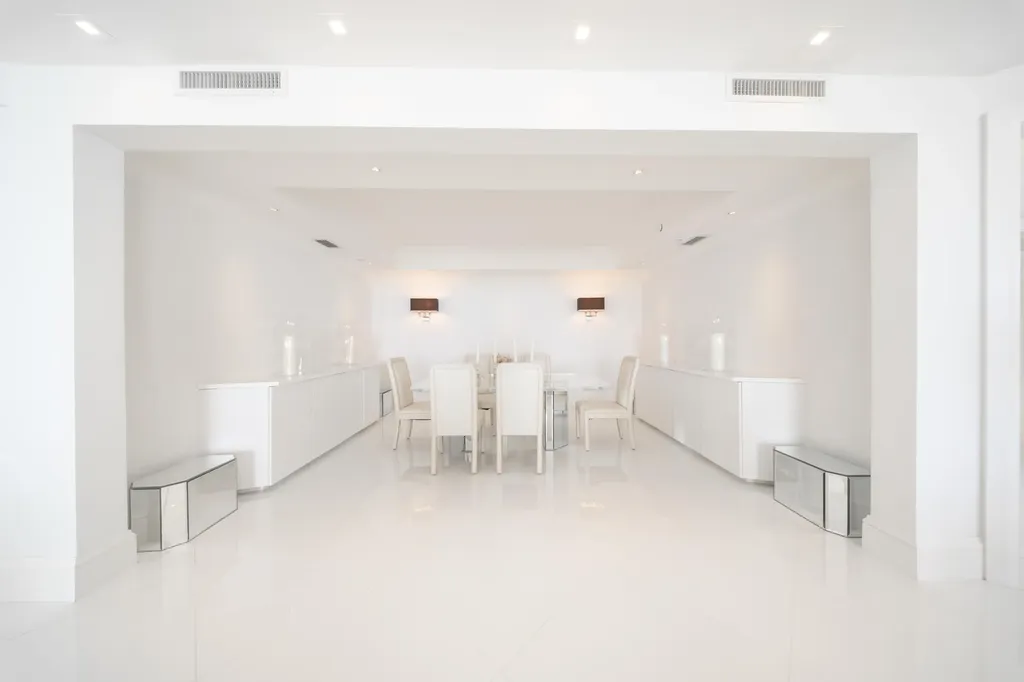2700 N Ocean Drive Riviera Beach FL 33404