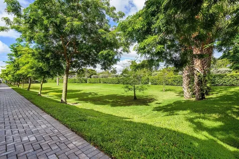 4455 E Aqua Bella Lane Dania Beach FL 33312