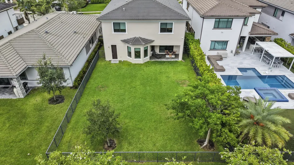 10555 Waves Way Parkland FL 33076