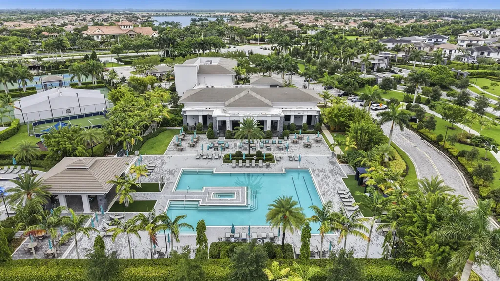 10555 Waves Way Parkland FL 33076