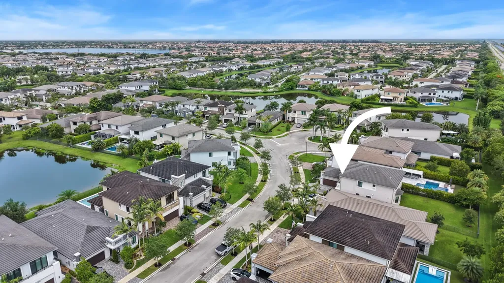 10555 Waves Way Parkland FL 33076