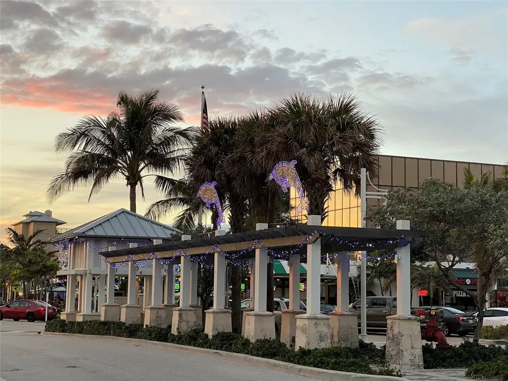 770 SE 2nd Avenue Deerfield Beach FL 33441