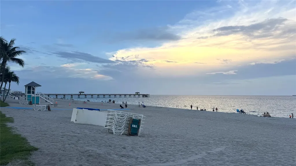 770 SE 2nd Avenue Deerfield Beach FL 33441