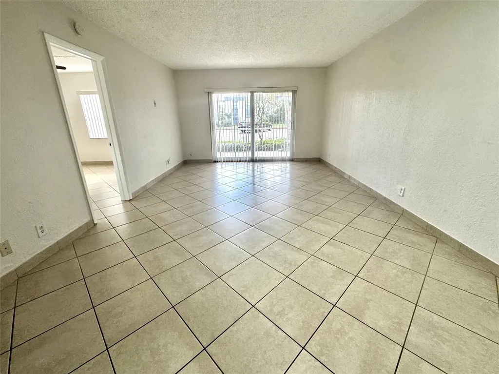 770 SE 2nd Avenue Deerfield Beach FL 33441