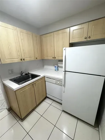 770 SE 2nd Avenue Deerfield Beach FL 33441
