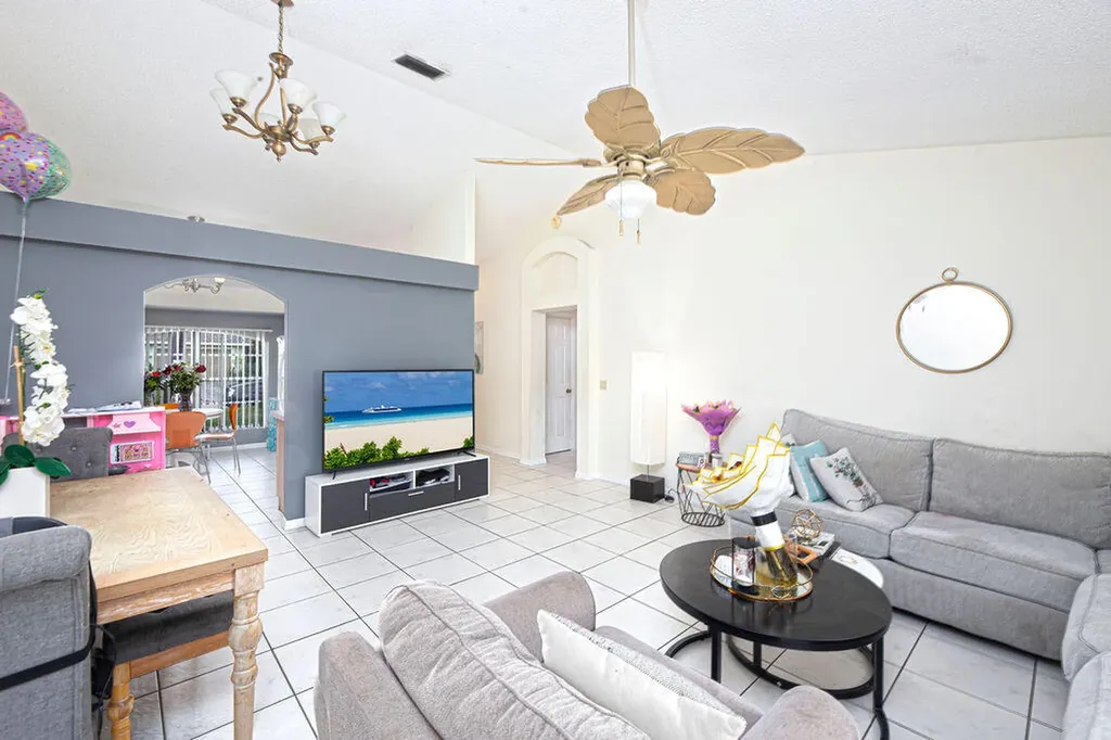 1634 SW Duclair Avenue Port St Lucie FL 34953