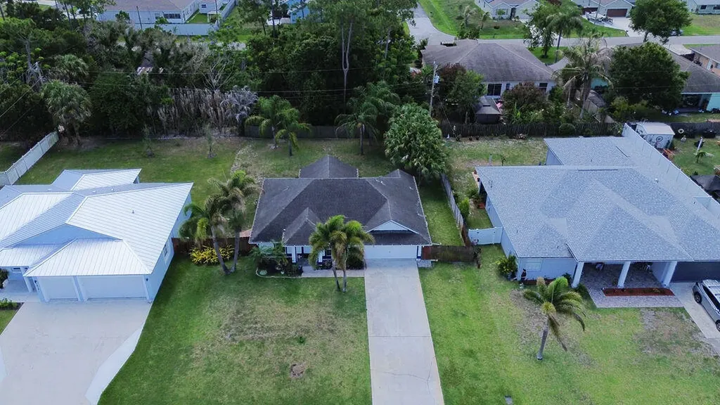 1634 SW Duclair Avenue Port St Lucie FL 34953