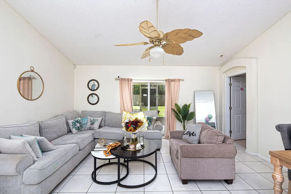 1634 SW Duclair Avenue Port St Lucie FL 34953