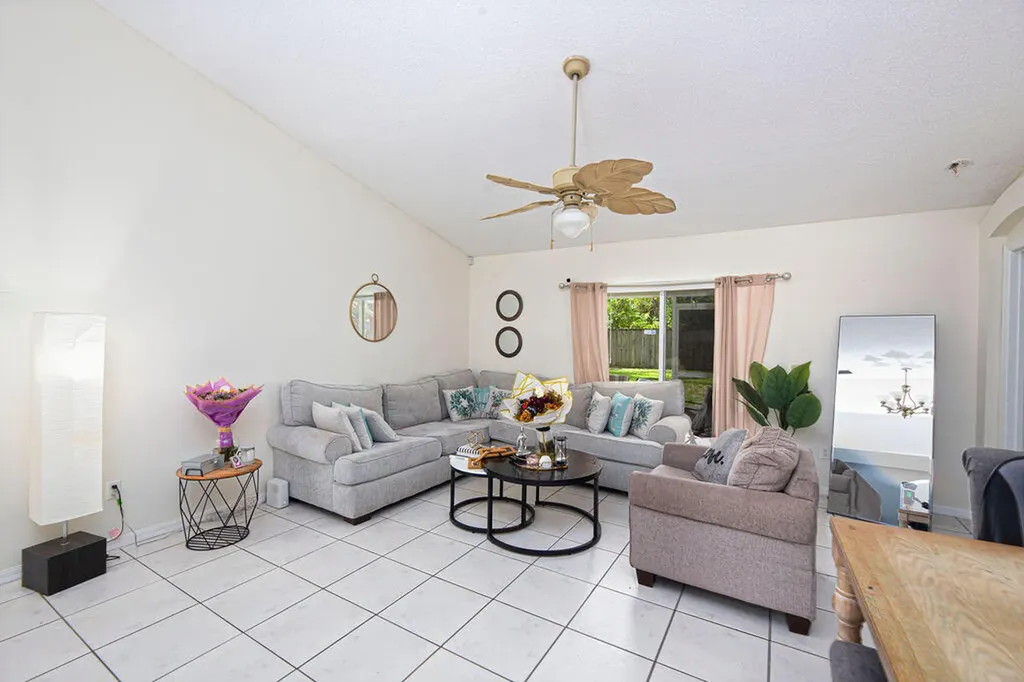 1634 SW Duclair Avenue Port St Lucie FL 34953